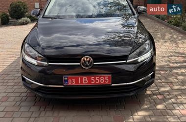 Універсал Volkswagen Golf 2019 в Луцьку