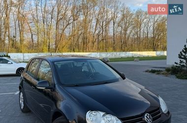 Хетчбек Volkswagen Golf 2006 в Луцьку