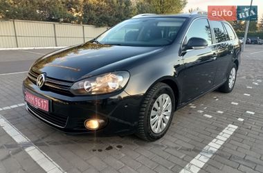 Універсал Volkswagen Golf 2011 в Луцьку