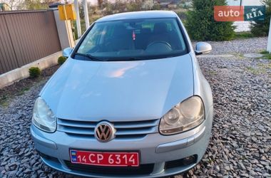 Хетчбек Volkswagen Golf 2008 в Рудки