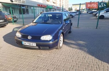 Хэтчбек Volkswagen Golf 2000 в Киеве