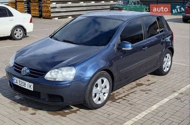 Хэтчбек Volkswagen Golf 2004 в Черкассах