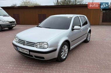 Хэтчбек Volkswagen Golf 2001 в Харькове