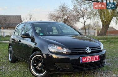 Хетчбек Volkswagen Golf 2010 в Березані