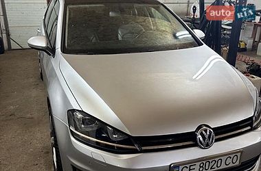 Хэтчбек Volkswagen Golf 2014 в Киеве