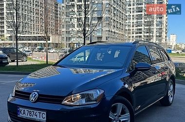 Универсал Volkswagen Golf 2015 в Киеве