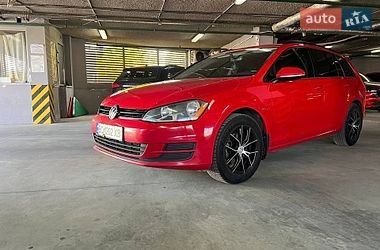 Універсал Volkswagen Golf 2015 в Львові