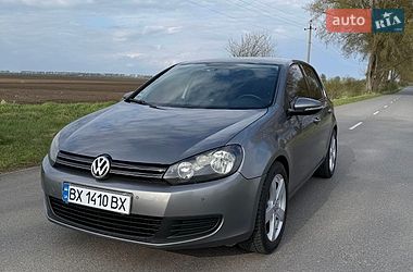 Хэтчбек Volkswagen Golf 2010 в Хмельницком