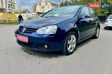 Хэтчбек Volkswagen Golf 2008 в Луцке