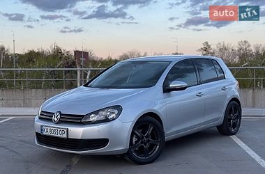 Хетчбек Volkswagen Golf 2009 в Києві