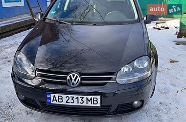 Хэтчбек Volkswagen Golf 2008 в Черновцах