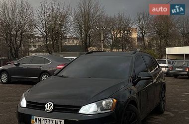 Универсал Volkswagen Golf 2016 в Житомире