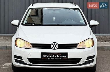 Универсал Volkswagen Golf 2015 в Николаеве