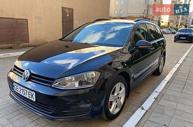 Универсал Volkswagen Golf 2013 в Черновцах