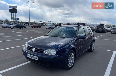 Хетчбек Volkswagen Golf 2002 в Львові