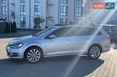 Універсал Volkswagen Golf 2016 в Луцьку