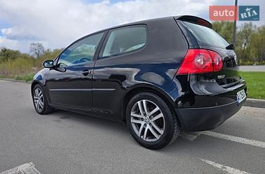 Хэтчбек Volkswagen Golf 2005 в Ирпене