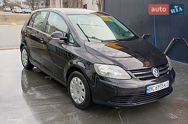 Хетчбек Volkswagen Golf 2005 в Шептицькому