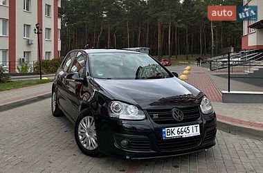 Хетчбек Volkswagen Golf 2007 в Вараші