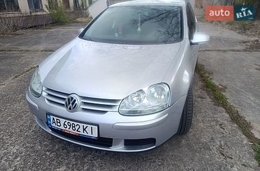 Хетчбек Volkswagen Golf 2005 в Києві