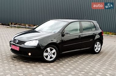 Хэтчбек Volkswagen Golf 2008 в Полтаве