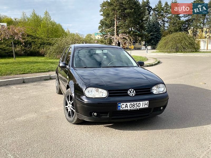 Volkswagen Golf 2003