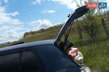 Хэтчбек Volkswagen Golf 1994 в Лозовой