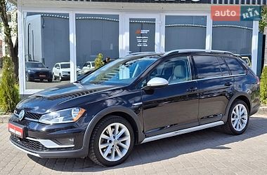 Универсал Volkswagen Golf 2017 в Львове