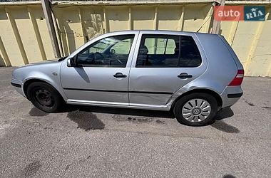 Хэтчбек Volkswagen Golf 2003 в Харькове