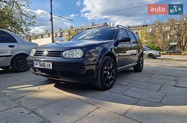 Универсал Volkswagen Golf 2004 в Запорожье