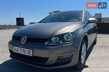 Хэтчбек Volkswagen Golf 2013 в Киеве