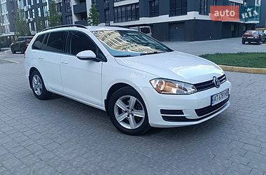 Универсал Volkswagen Golf 2015 в Ивано-Франковске