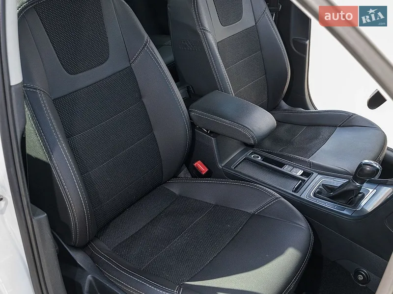 Volkswagen Golf 2013 VIN WVWZZZAUZEW108601 фото оголошення 14 з 85