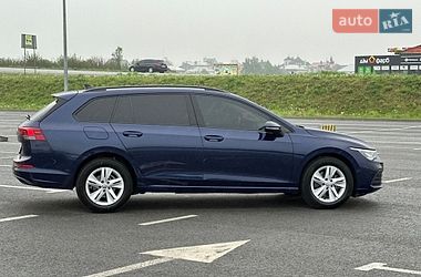 Универсал Volkswagen Golf 2023 в Львове