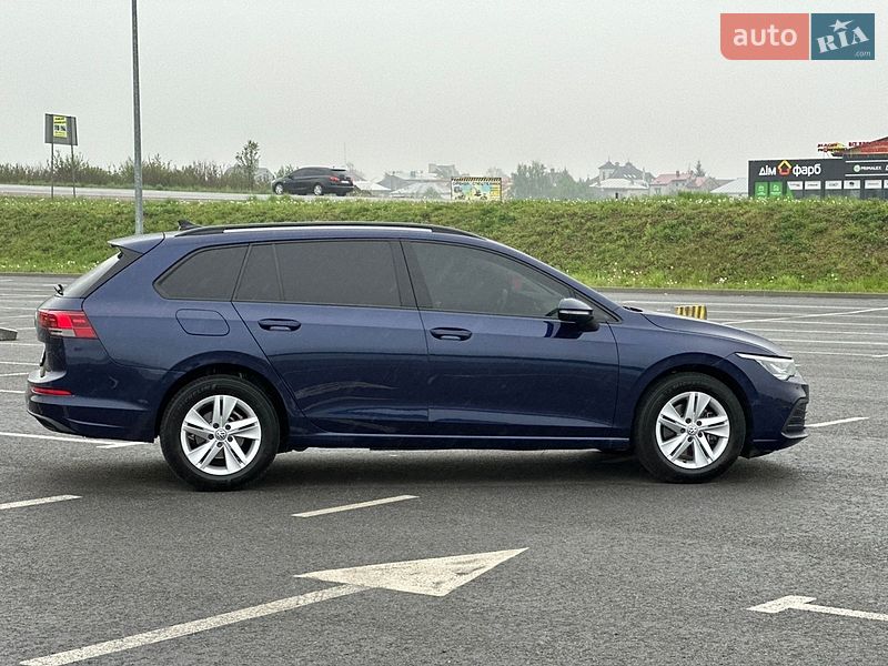 Универсал Volkswagen Golf 2023 в Львове