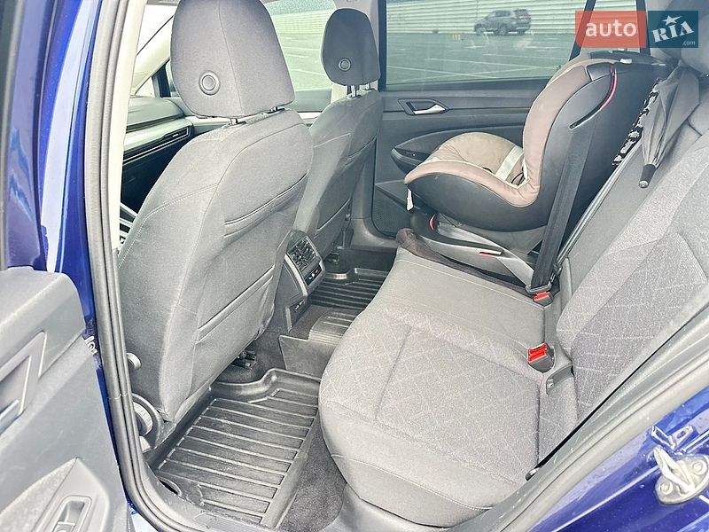 Универсал Volkswagen Golf 2023 в Львове