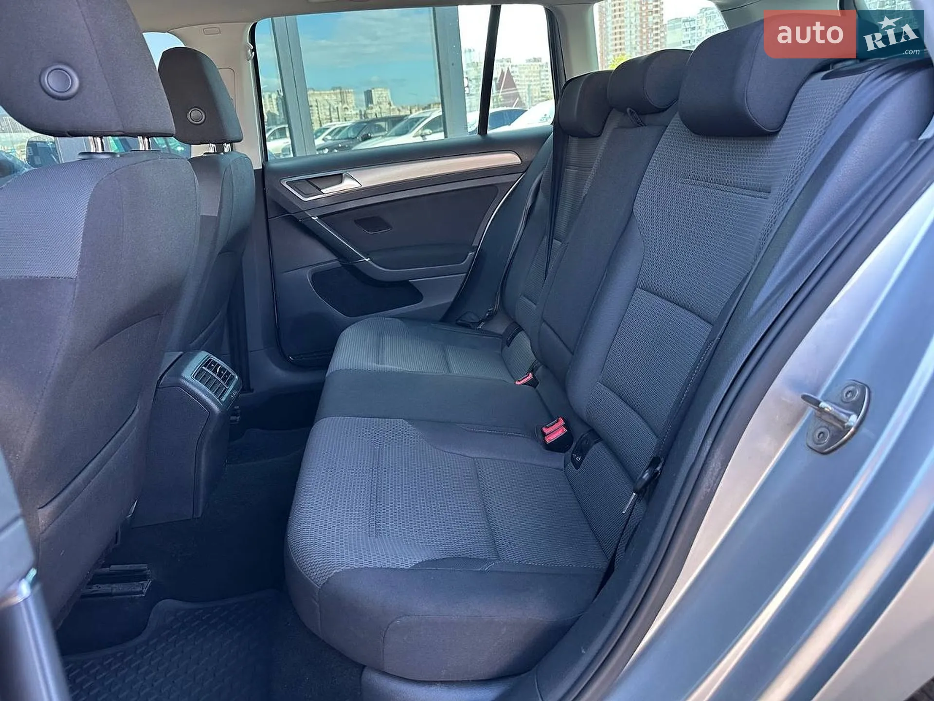 Volkswagen Golf 2013 VIN WVWZZZAUZEP548782 фото оголошення 13 з 33