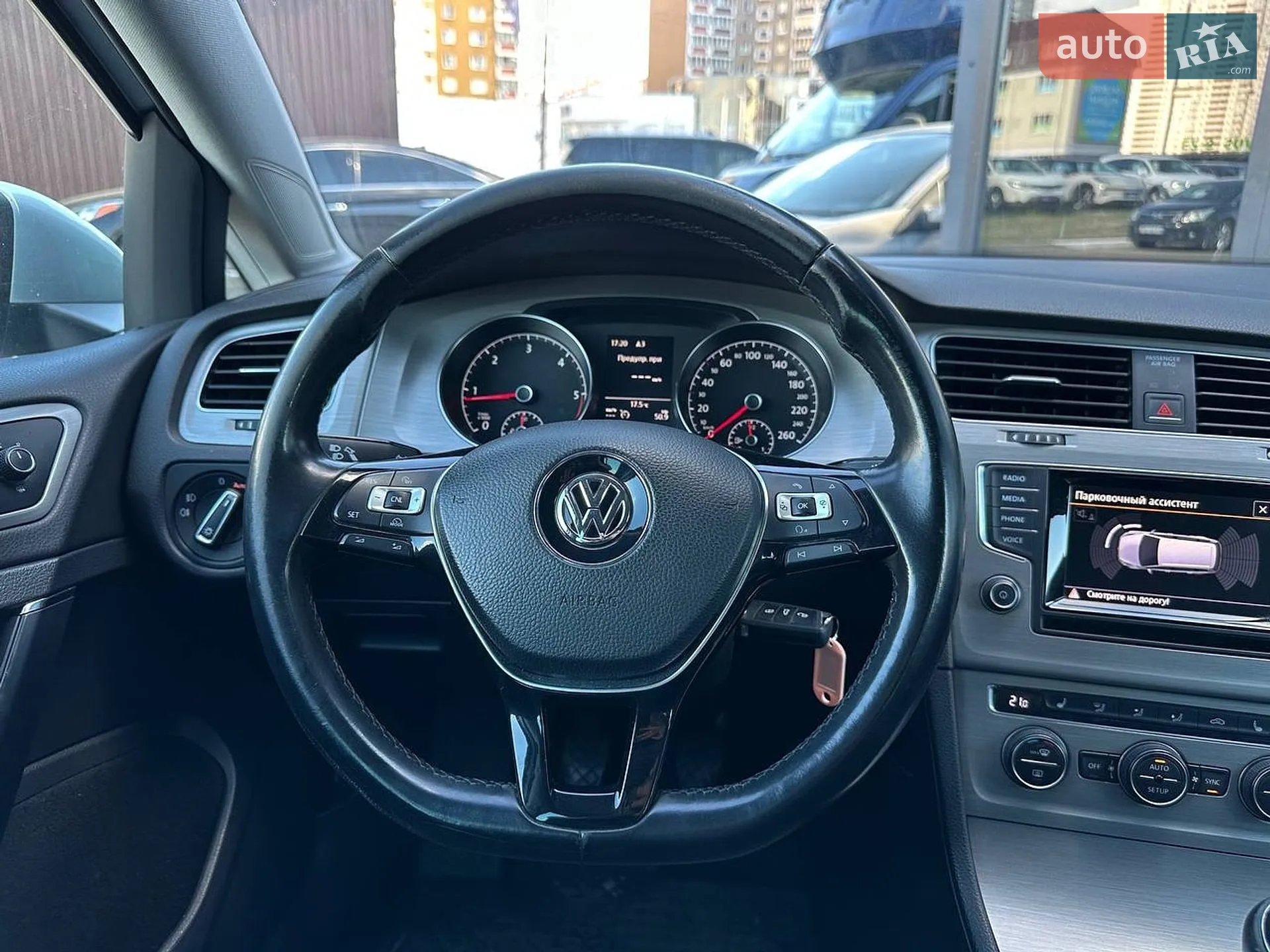 Volkswagen Golf 2013 VIN WVWZZZAUZEP548782 фото оголошення 18 з 33