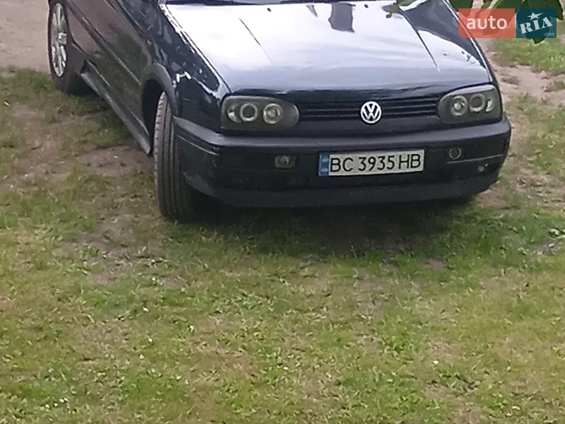 Volkswagen Golf 1993 VIN WVWZZZ1HZPB070851 фото оголошення 2 з 50