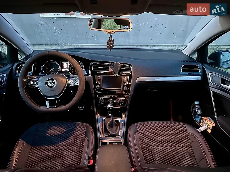 Volkswagen Golf 2016 VIN WVWZZZAUZGP605990 фото оголошення 18 з 56