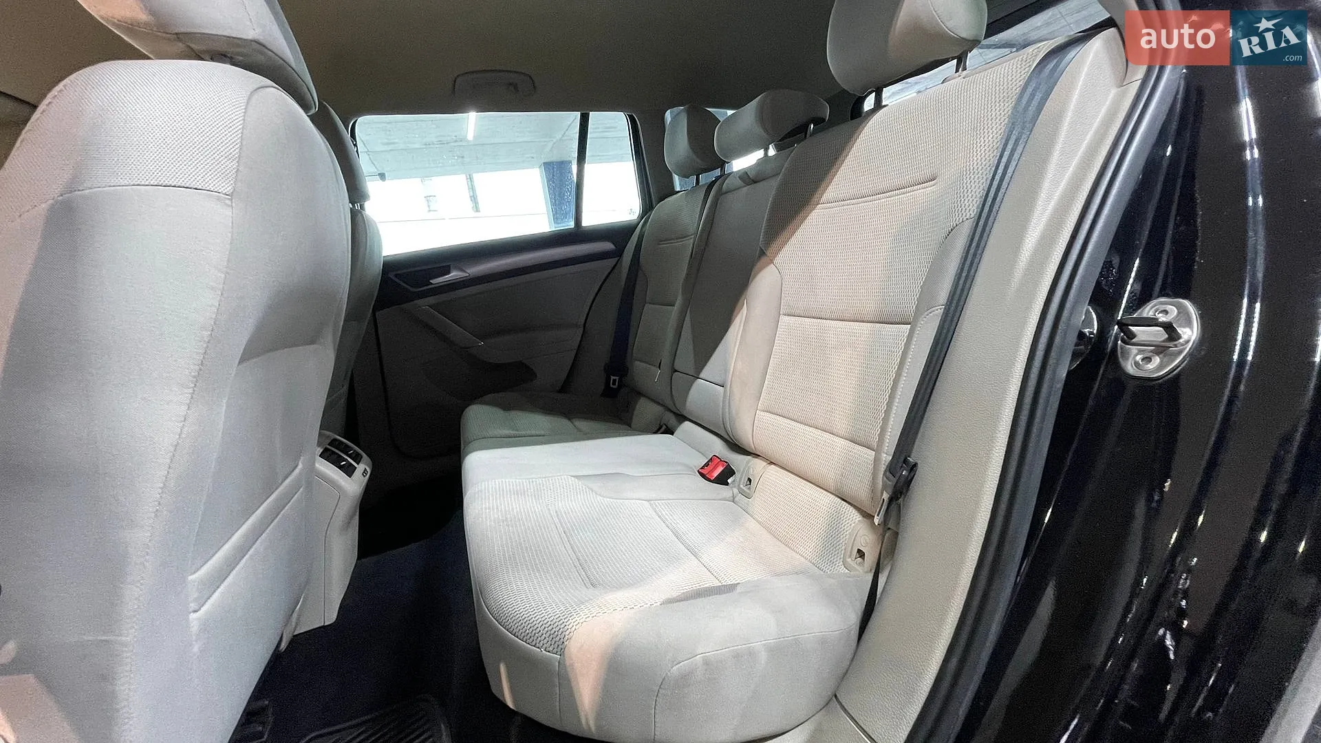 2012 Ford Focus - мініатюра 10
