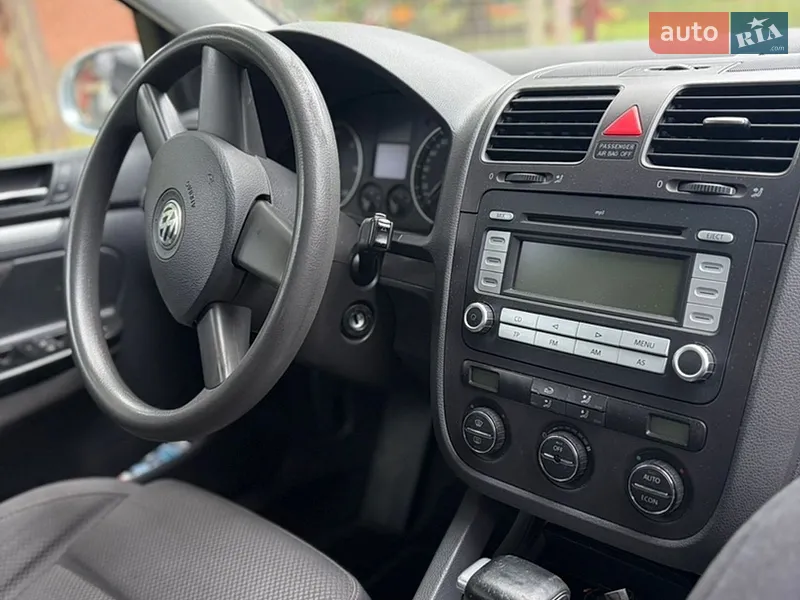 Volkswagen Golf 2005 VIN WVWZZZ1KZ5B106805 фото оголошення 10 з 47