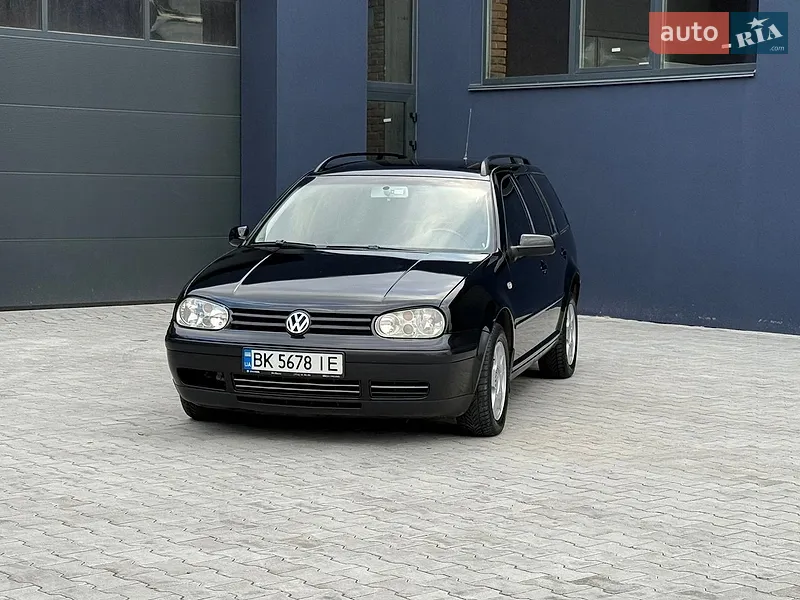 Volkswagen Golf