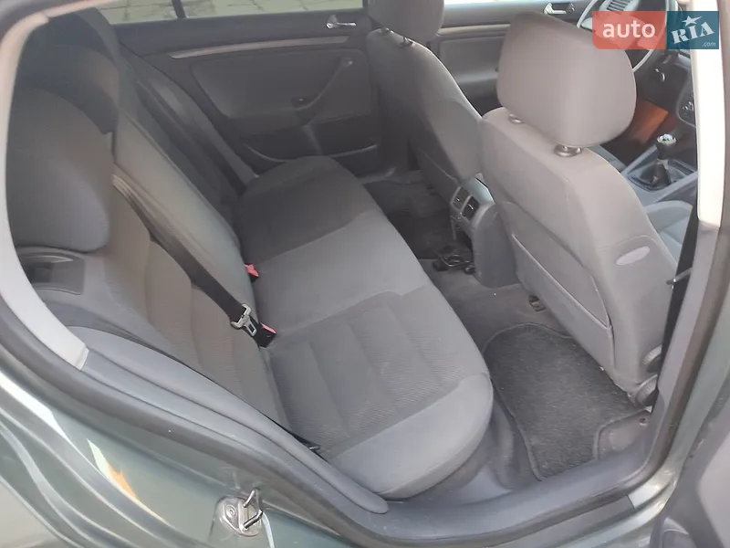 Volkswagen Golf 2004 VIN WVWZZZ1KZ4B016459 фото оголошення 10 з 41