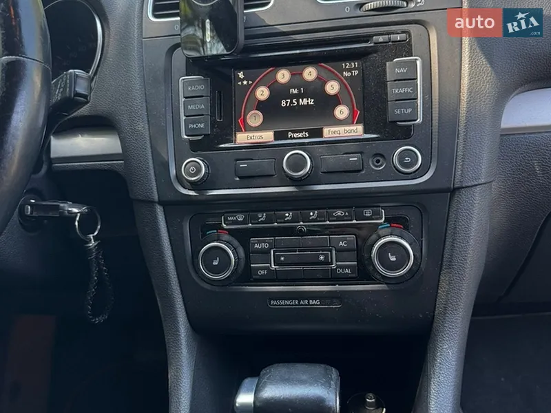 Volkswagen Golf 2010 VIN WVWZZZ1KZAP165989 фото оголошення 31 з 59