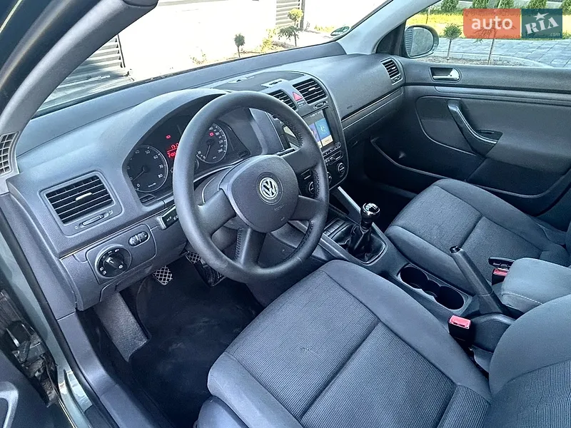 Volkswagen Golf 2004 VIN WVWZZZ1KZ4W105328 фото оголошення 19 з 71