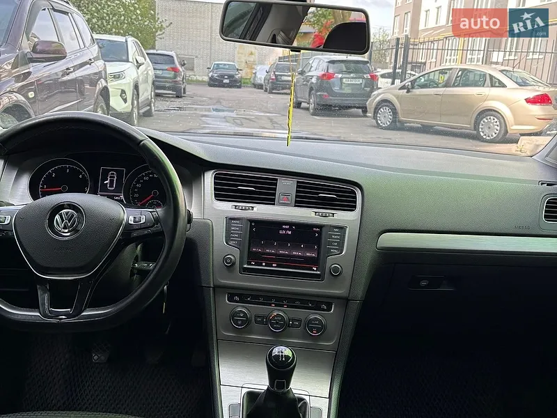 Volkswagen Golf 2016