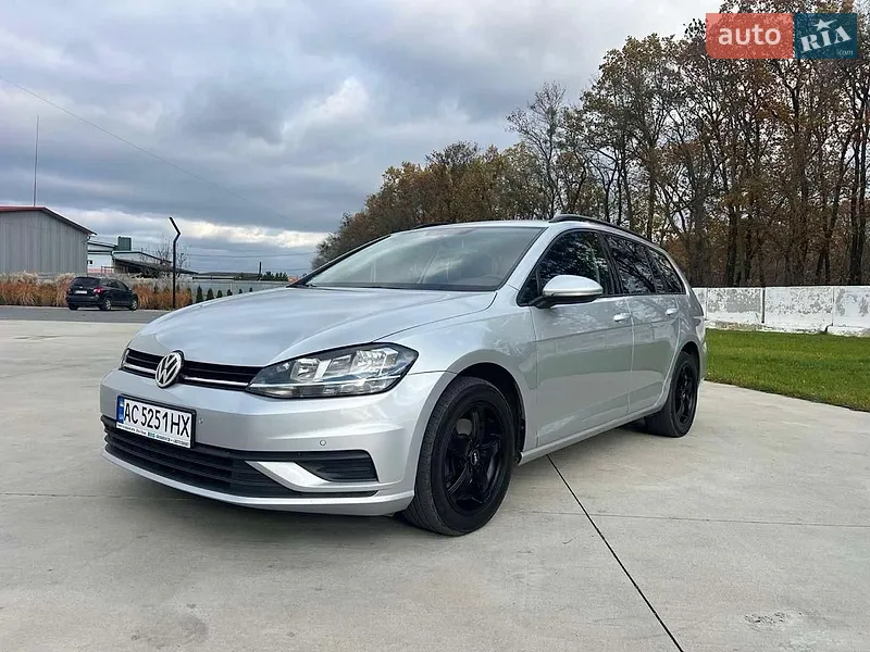 Volkswagen Golf 2020