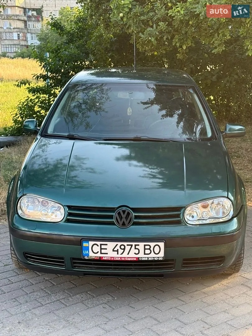 Volkswagen Golf, 1998