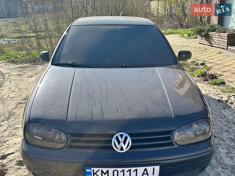 Volkswagen Golf 2003